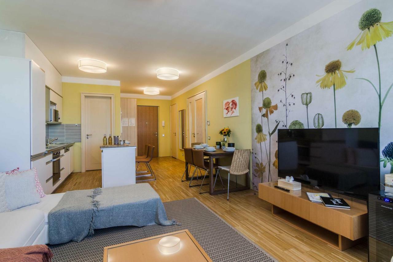 Luxury Center Garage Parking By Michal&friends Apartamento *